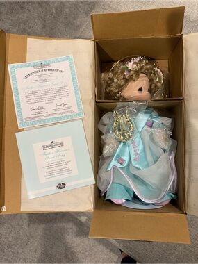 NIB Ashton-Drake Precious Moments porcelain doll